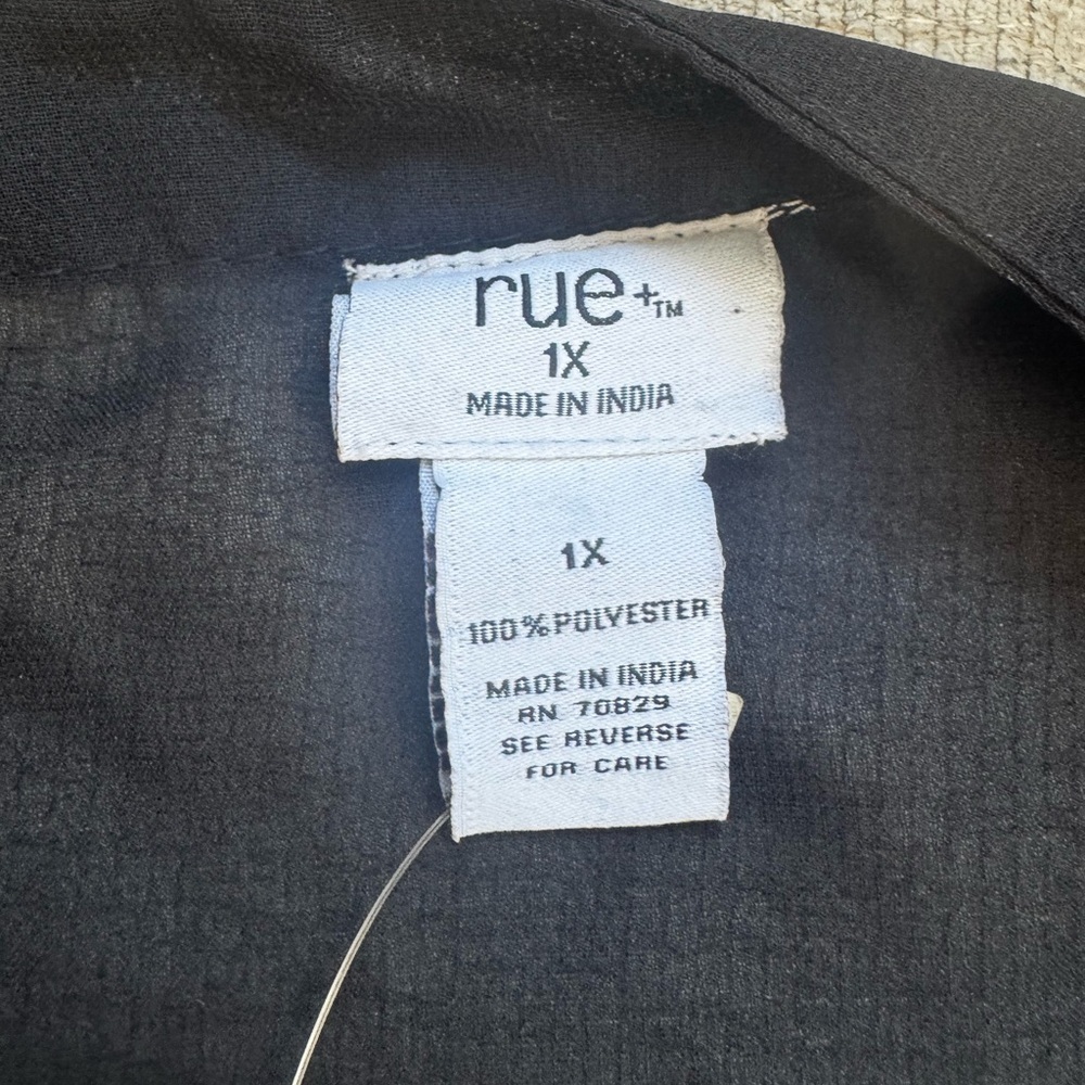 Shear Rue 21 Cardigan - Picture 4 of 7